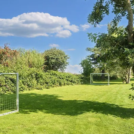 6 Person In Nyaraló Hemmet