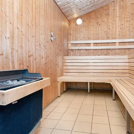 6 Person In * Hemmet