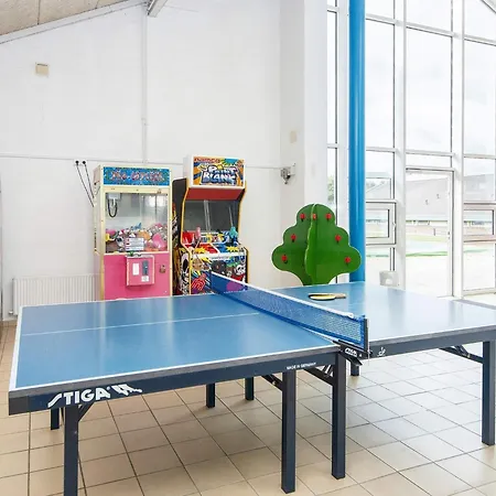 6 Person In * Hemmet