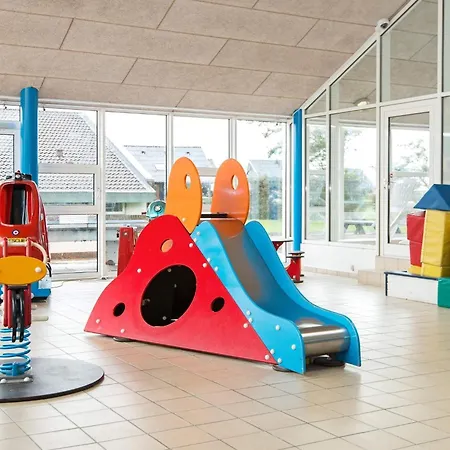 Nyaraló 6 Person In *