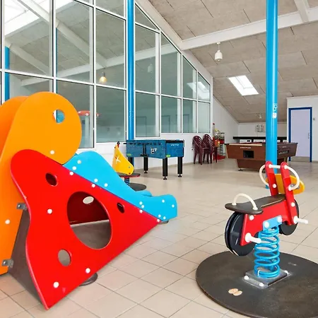 Nyaraló 6 Person In Hemmet